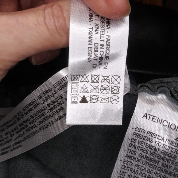 Zara Sexy Ruched Black Body-Con Faux Leather Dress - Picture 9 of 10